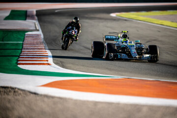 M224216 Lewis, Valentino and Monster - #LH44VR46