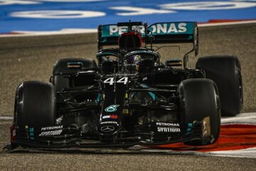 M252561 2020 Bahrain Grand Prix - Friday
