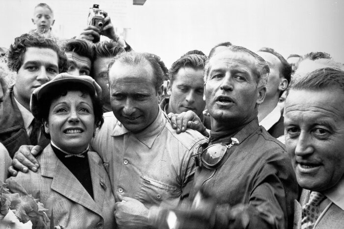 M204805 Fangio and Kling at the 1954 French Grand Prix