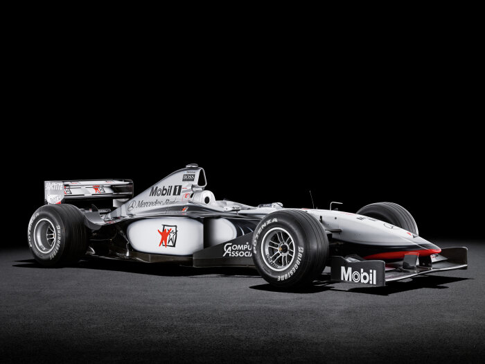 M204811 McLaren-Mercedes MP4/13
