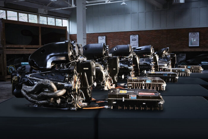 M208395 2014-2018 Formula One Power Units