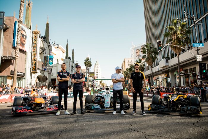 M217416 2019 LA F1 Fan Festival