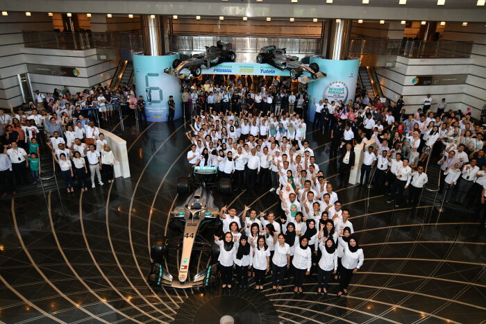 PETRONAS celebrates historic sixth consecutive Formula One™ World Championship double with Lewis and Valtteri