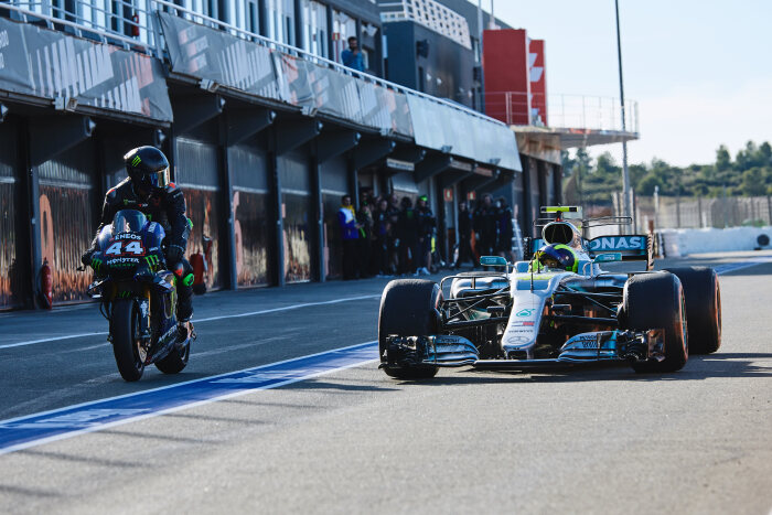 M224225 Lewis Hamilton and Valentino Rossi - Valencia #LH44VR46
