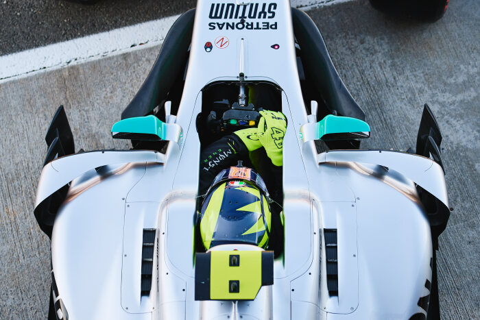 M224230 Lewis Hamilton and Valentino Rossi - Valencia #LH44VR46