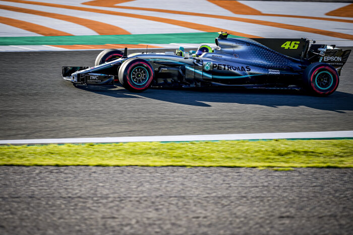 M224242 Lewis Hamilton and Valentino Rossi - Valencia #LH44VR46
