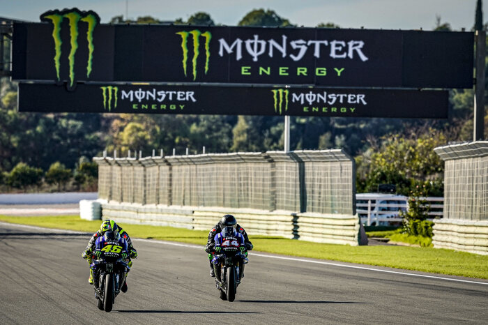 M224247 Lewis Hamilton and Valentino Rossi - Valencia #LH44VR46
