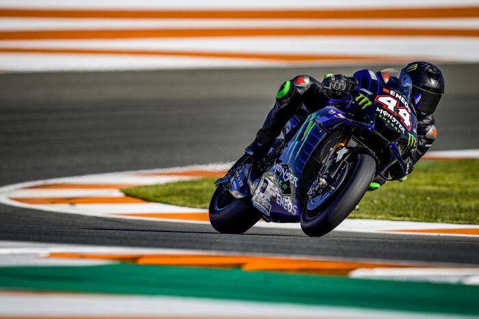 M224251 Lewis Hamilton and Valentino Rossi - Valencia #LH44VR46