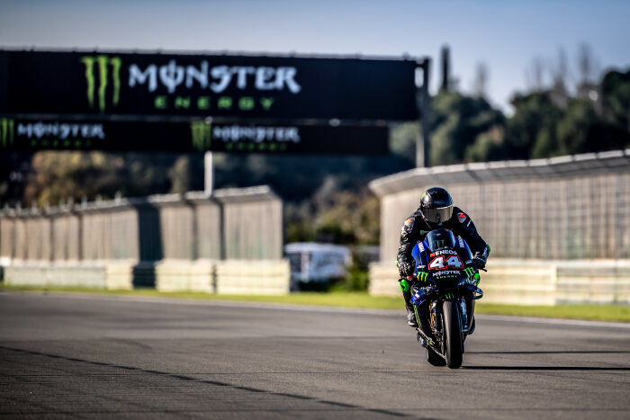 M224256 Lewis Hamilton and Valentino Rossi - Valencia #LH44VR46