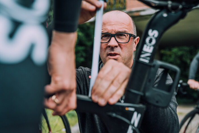 M224271 Mercedes-AMG Petronas Motorsport announces performance partnership with INEOS sailing and cycling teams
