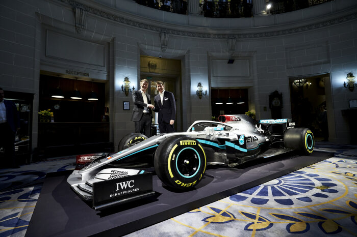M226083 Mercedes-AMG Petronas Formula One Team Announces Principal Partnership with INEOS