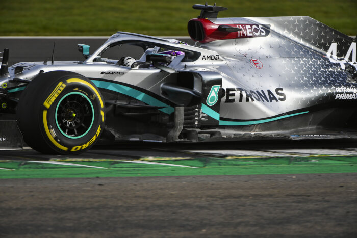 M226359 Mercedes-AMG F1 W11 EQ Performance Shakedown - LAT Images
