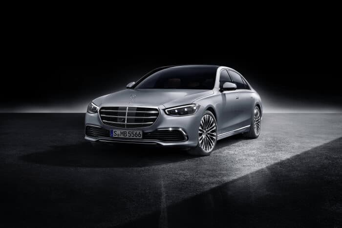 M241289 World Premiere of the new Mercedes-Benz S-Class