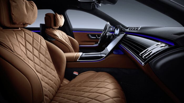 M241304 World Premiere of the new Mercedes-Benz S-Class