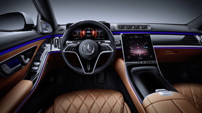 M241308 World Premiere of the new Mercedes-Benz S-Class
