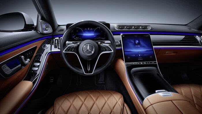 M241309 World Premiere of the new Mercedes-Benz S-Class