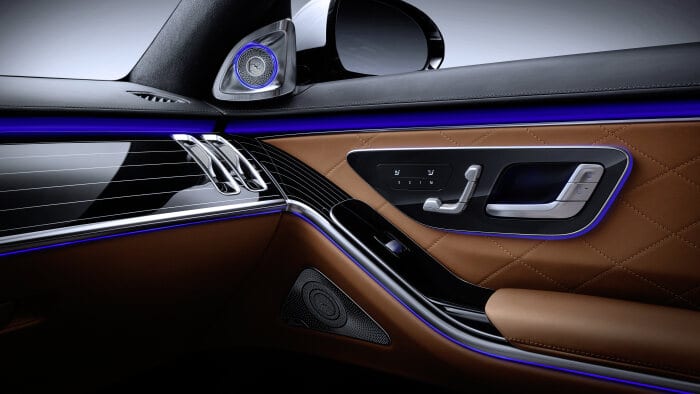 M241313 World Premiere of the new Mercedes-Benz S-Class