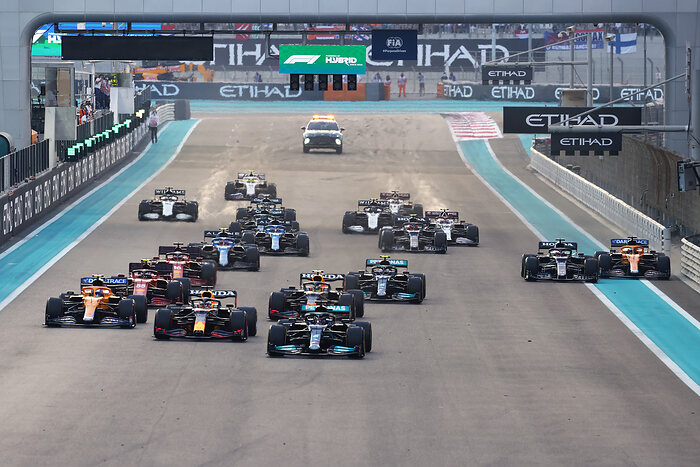 M296994 2021 Abu Dhabi Grand Prix, Sunday - Steve Etherington