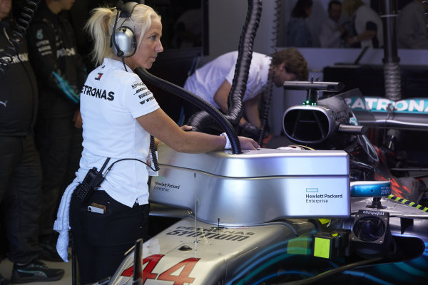 M161027 Mercedes-AMG Petronas Motorsport partners with Hewlett Packard Enterprise