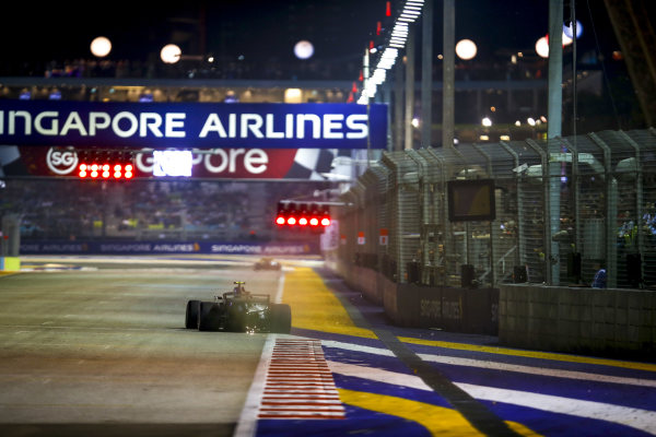 M171783 2018 Singapore Grand Prix, Saturday - Wolfgang Wilhelm