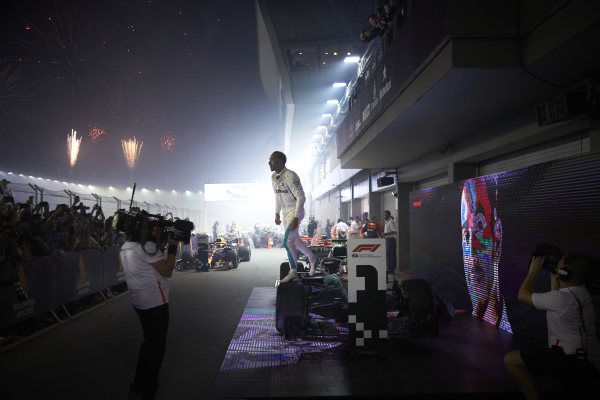 M171988 2018 Singapore Grand Prix, Sunday- Steve Etherington