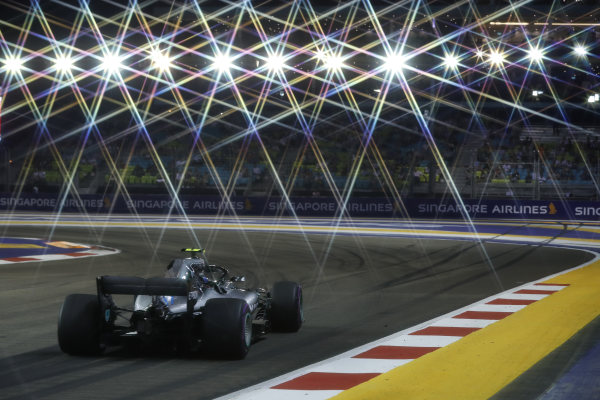 M171500 2018 Singapore Grand Prix, Friday - Steve Etherington