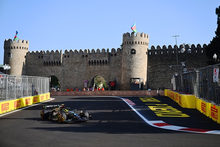 M364237 2023 Azerbaijan Grand Prix, Friday - LAT Images