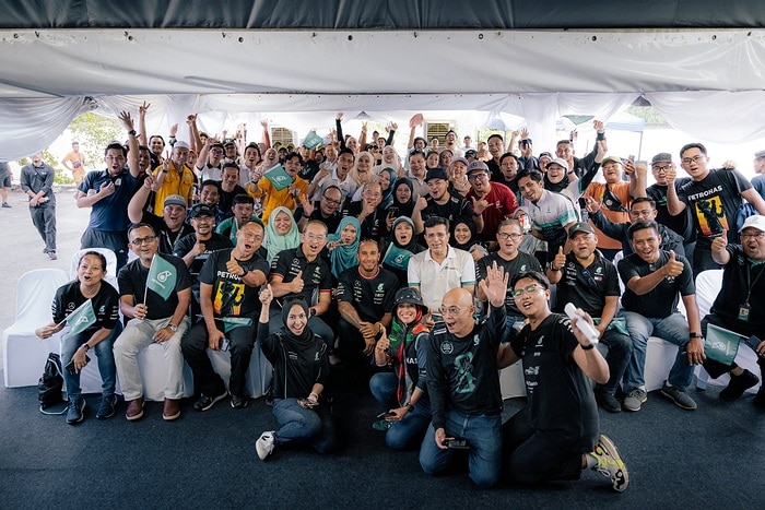 M392886 Lewis visits PETRONAS Mangrove Conservation Project in Malaysia