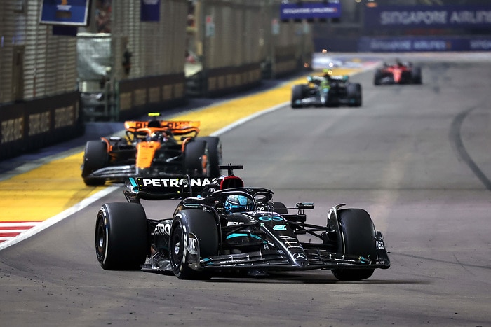 M394640 2023 Singapore Grand Prix, Sunday - Steve Etherington