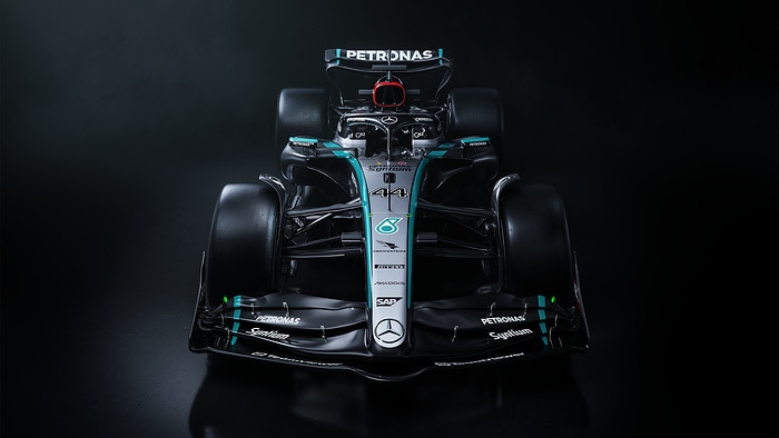 M411705 Mercedes-AMG F1 W15 E Performance Launch