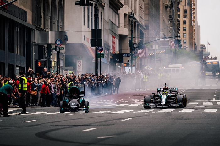 M429232 Team Celebrates WhatsApp Partnership with Iconic New York Demo Run