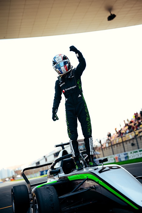 M492561 2025 Chinese Grand Prix, Sunday - Seb Kawka
