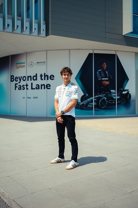 M504695 Kimi's First Visit - PETRONAS Global R&T Centre Turin