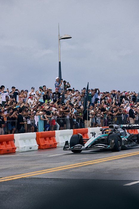 M528564 adidas x Mercedes-AMG PETRONAS F1 Team x Bad Bunny - Puerto Rico Demo Run