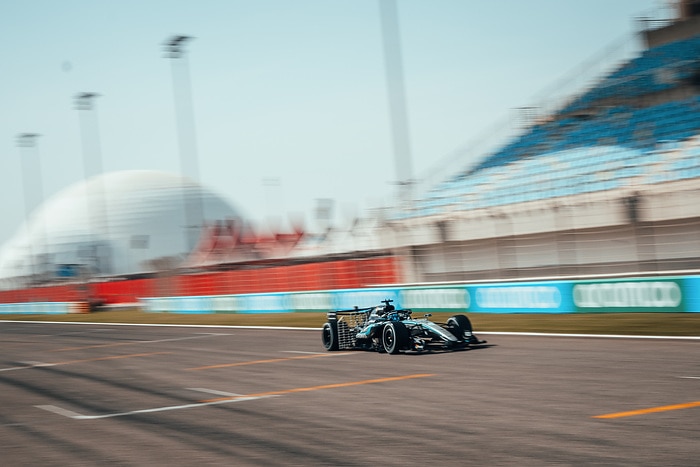 M562837 Bahrain Test Week 1, Wednesday, Richard Pardon